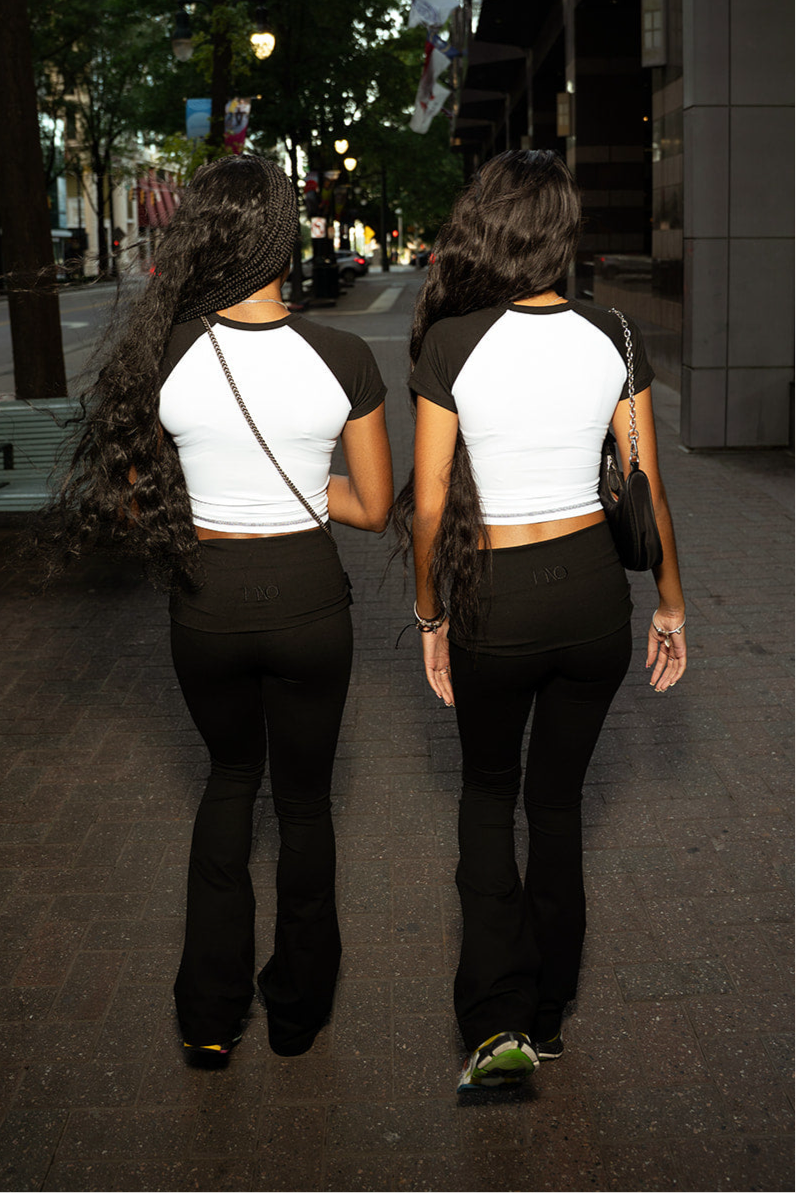 “Just Landed” Sleek Black